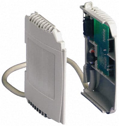 Allen-Bradley - CMPLX 0.3 m Right to Left Bus